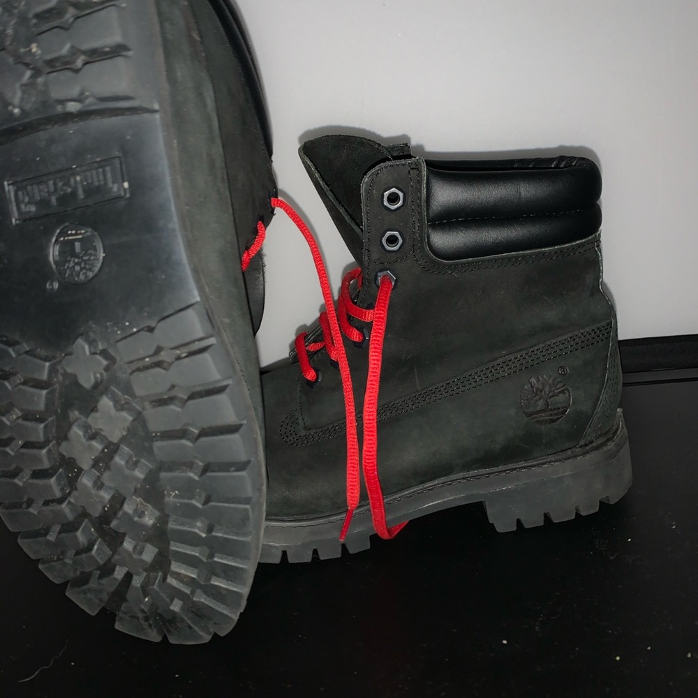 Timberland Boots - Picture 3 of 4